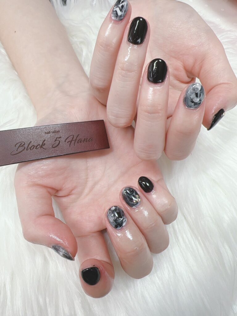 Nail No.985