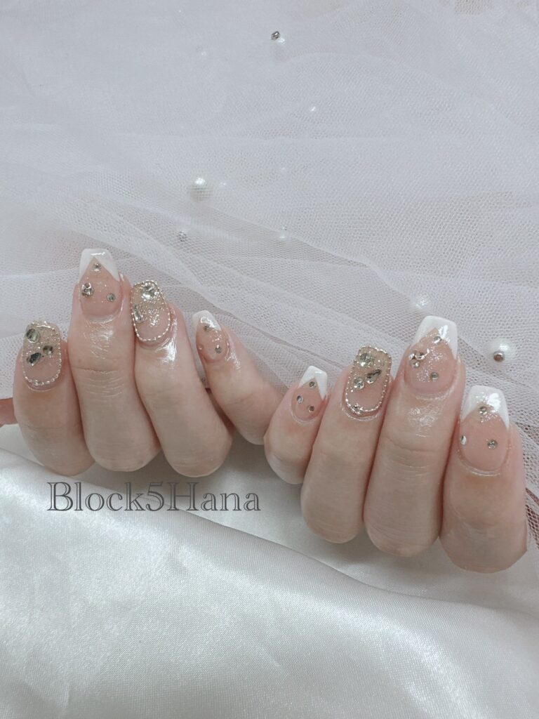 Nail No.2389【白いフレンチネイル】