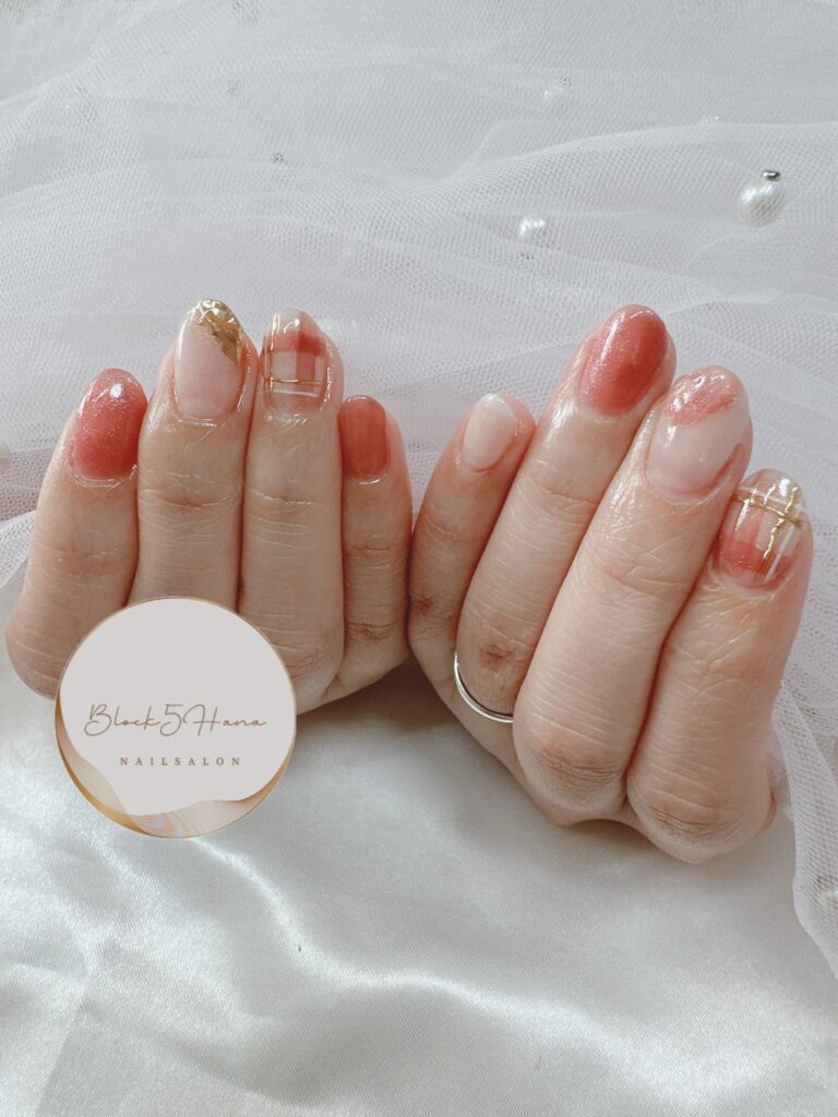 Nail No.2426【ニュアンスカラーでかわいいチェック】