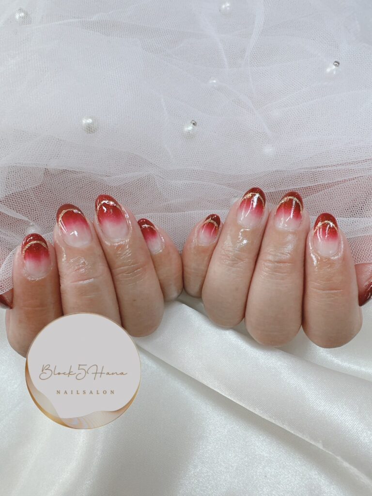 Nail No.2427【大人っぽ濃いめレッドのグラデフレンチ】