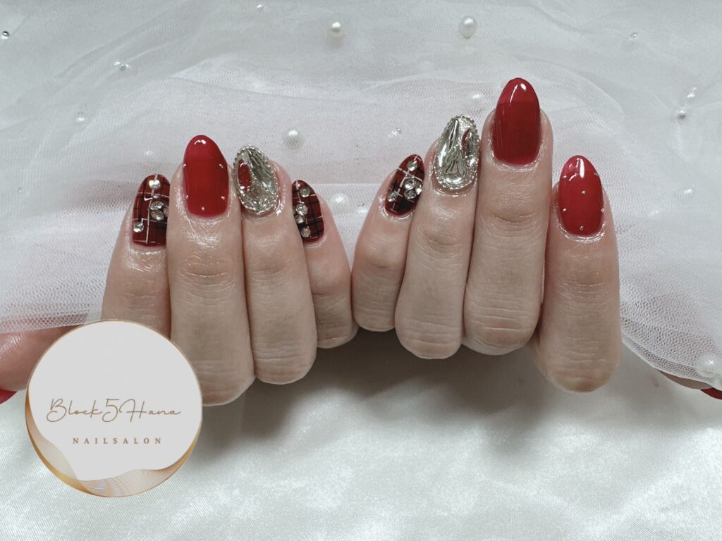 Nail No.2519【ミラーを使った華やかチェックデザイン】