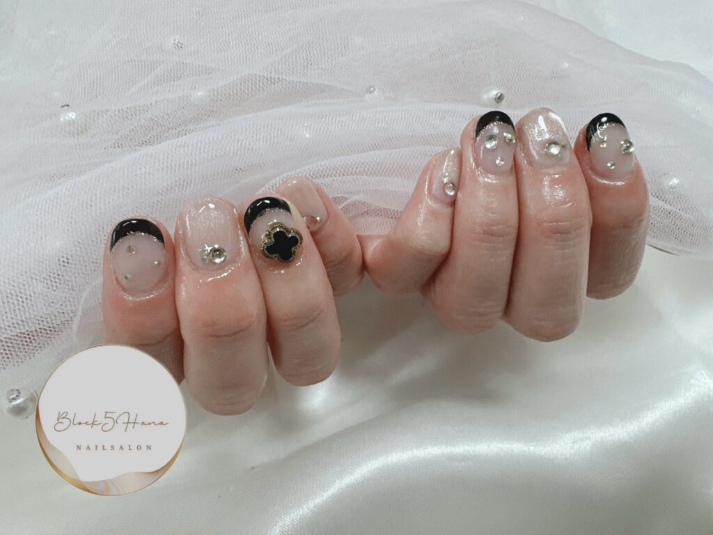 Nail No.2604【フレンチネイル】