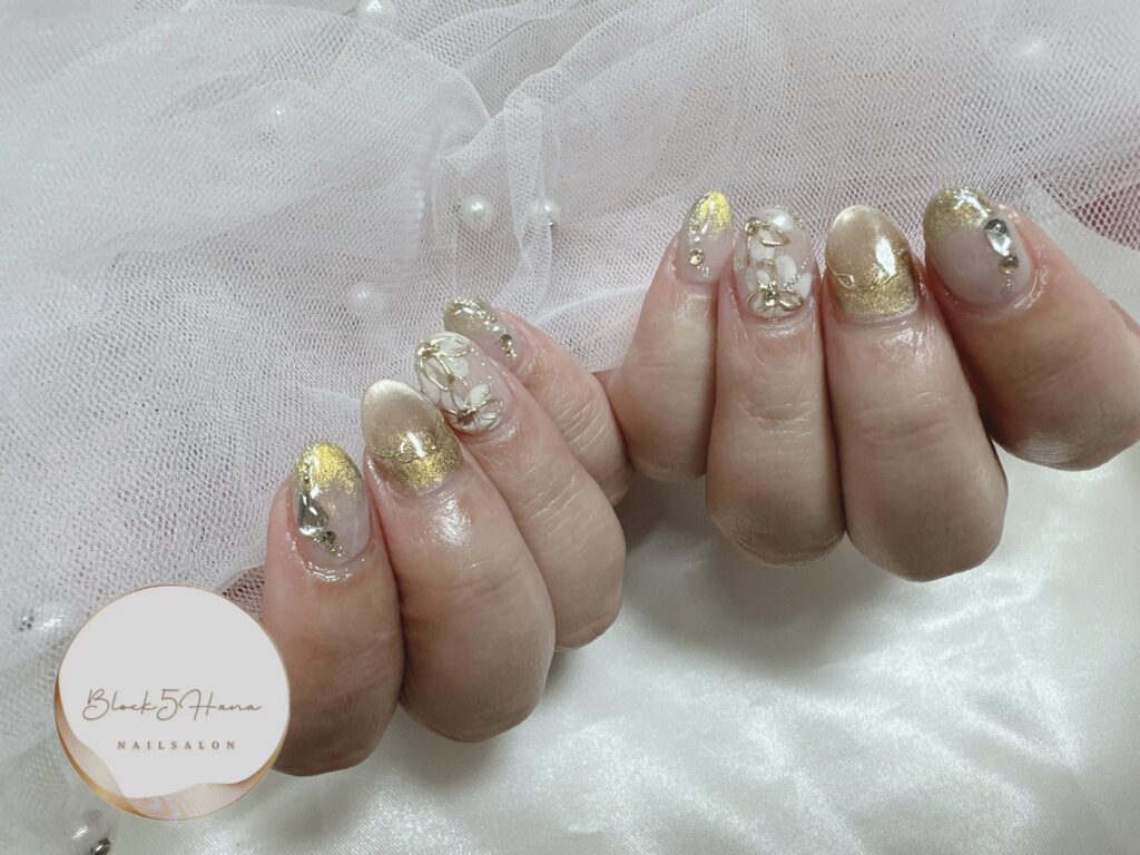 Nail No.2609【大人の華やかニュアンスネイル】