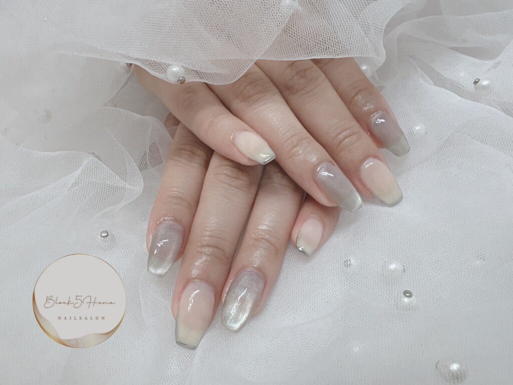 Nail No.2865【透け感にときめくミルキーなマグネット】