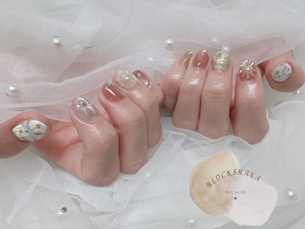 Nail No.2873【フェミニンな春色ニュアンスマグネット】