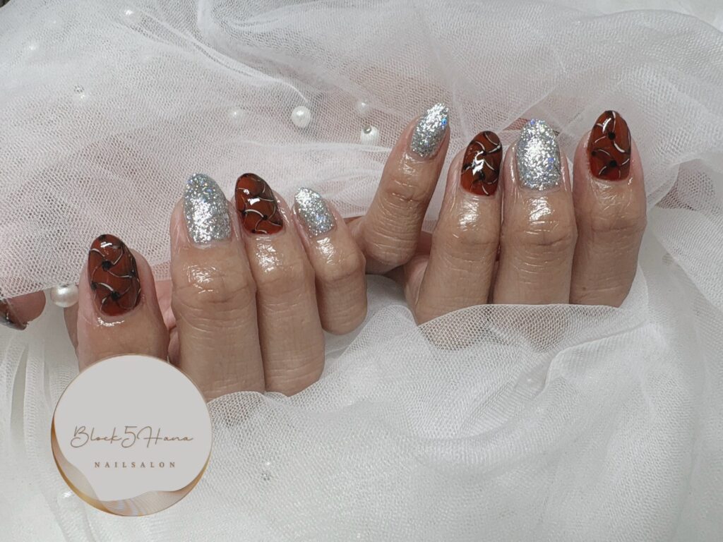 Nail No.2886【おしゃれな指先に 幾何学模様のデザイン】