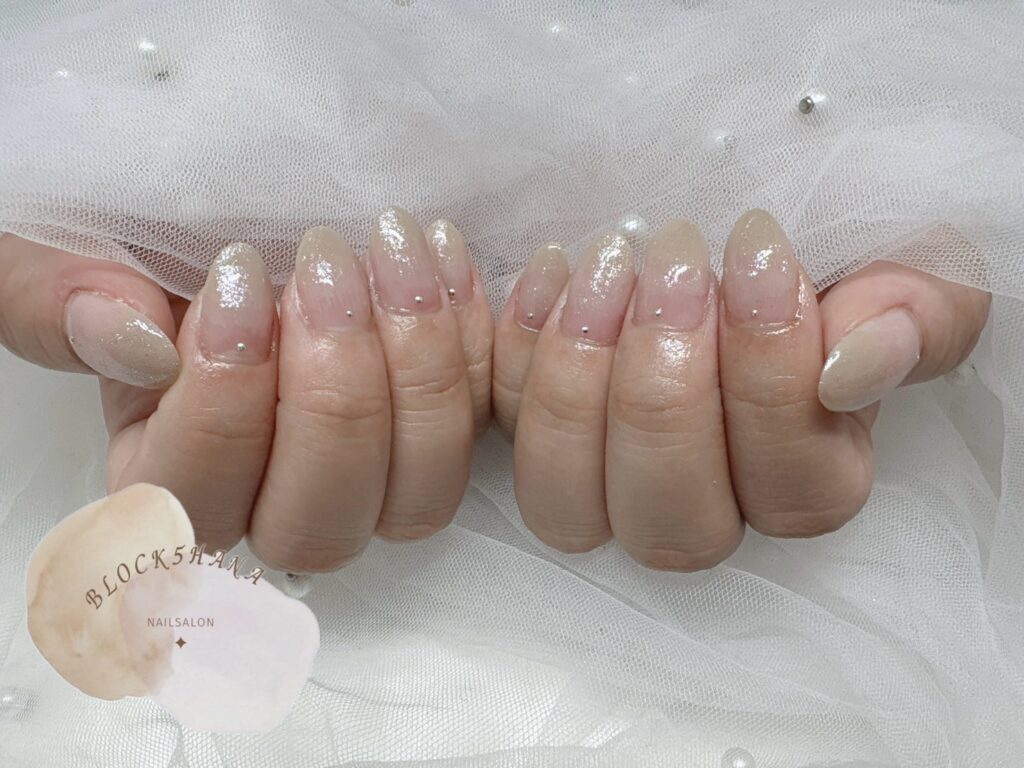 Nail No.2888【ナチュラルカラーのカラーグラデーション】
