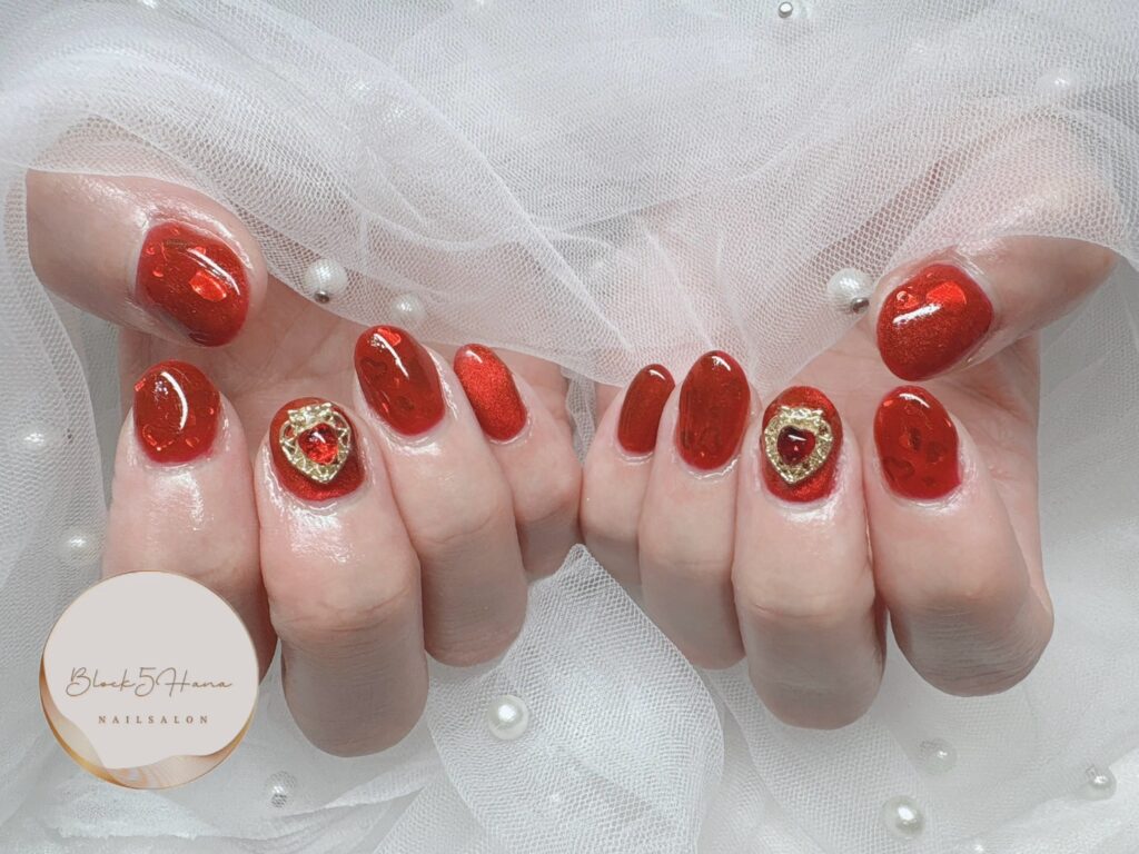 Nail No.2923【ルビーのようなハートのジュエリーネイル】