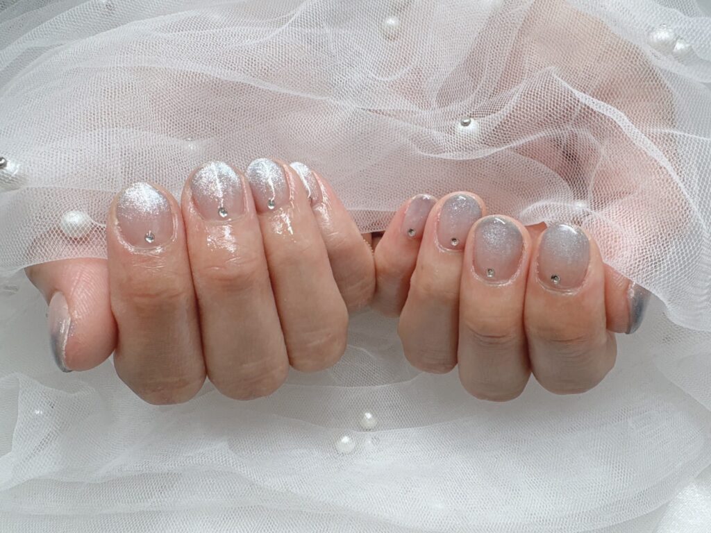 Nail No.2956【シルバーのきらめきグラデマグ】 Nail No.2956【シルバーのきらめきグラデマグ】