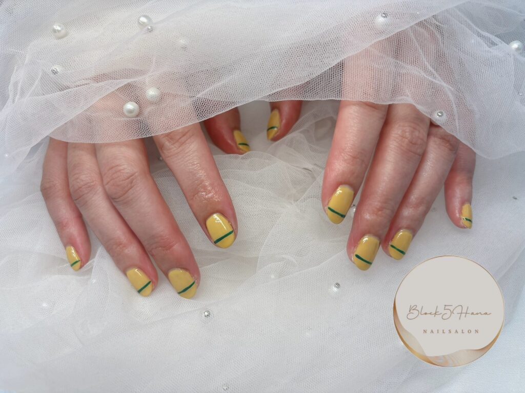 Nail No.3117【シンプルなワンポイントネイル】
