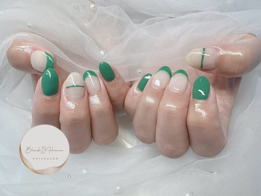Nail No.3147【ツーカラーフレンチネイル】