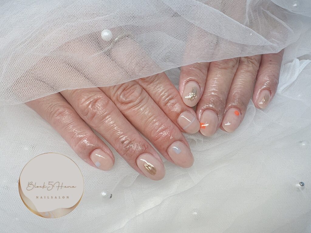 Nail No.3151【シンプルなワンポイントネイル】