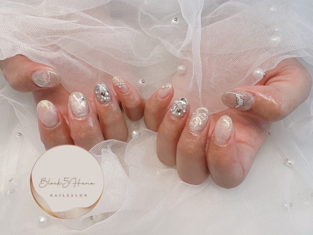 Nail No.3153【サンリオシール×マグネットネイル】