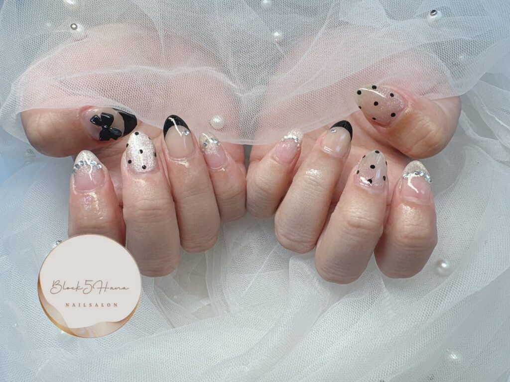 Nail No.3194【水玉フレンチ】
