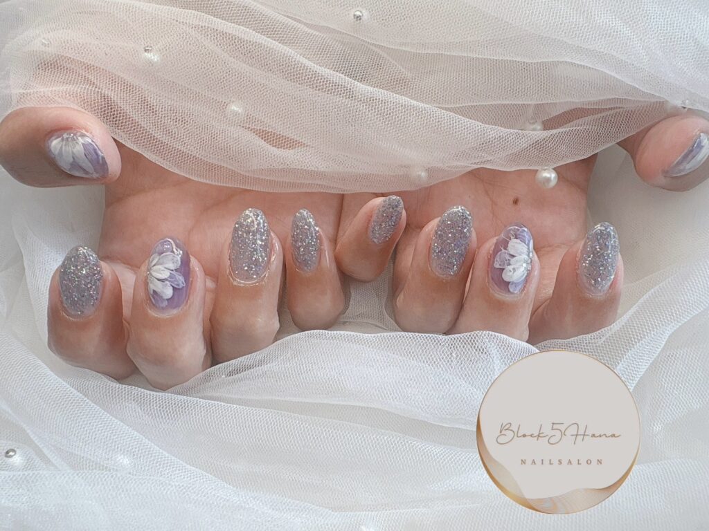 Nail No.3201【ラメ×お花のデザイン】