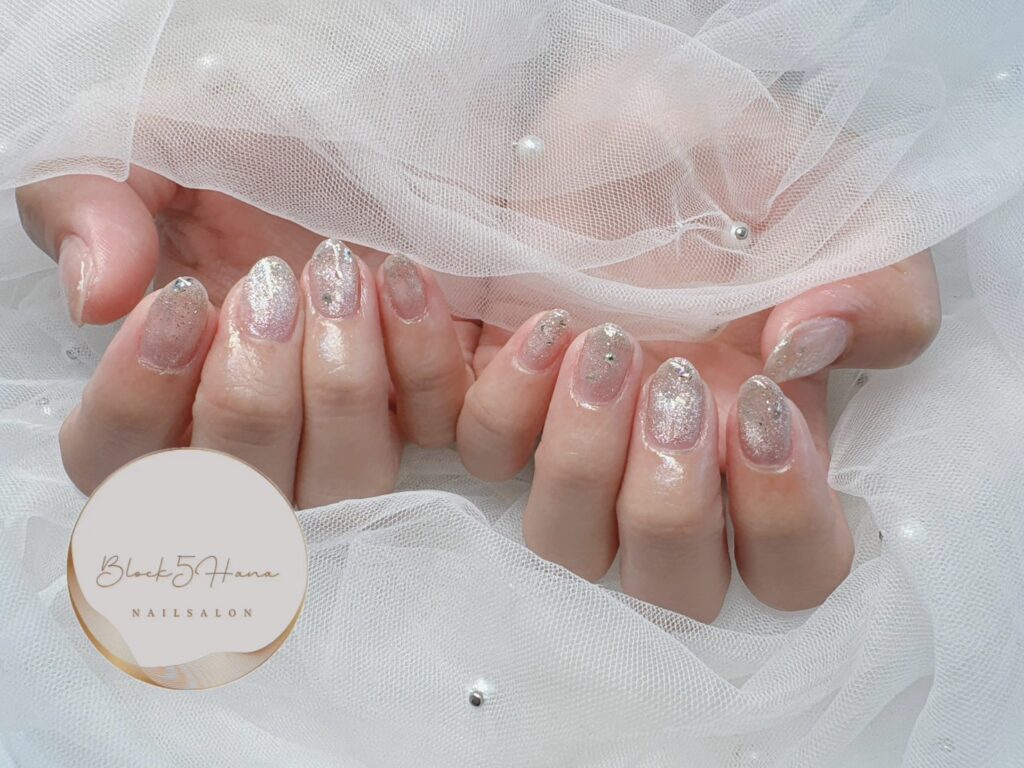 Nail No.3230【シアーホワイトのマグネットネイル】