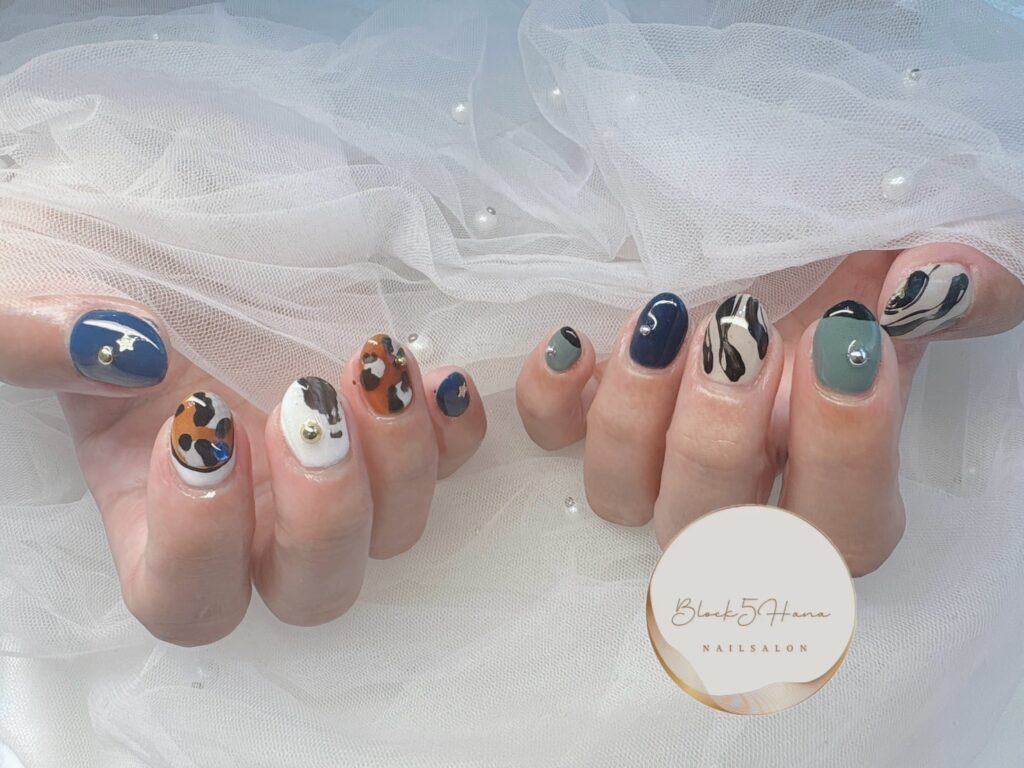 Nail No.3233【レトロカラフルなゼブラ柄】