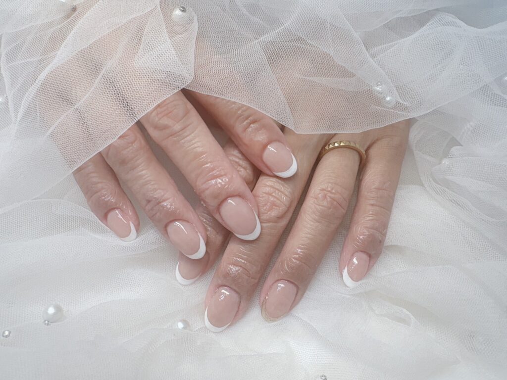 Nail No.3246【シンプルなフレンチネイル】