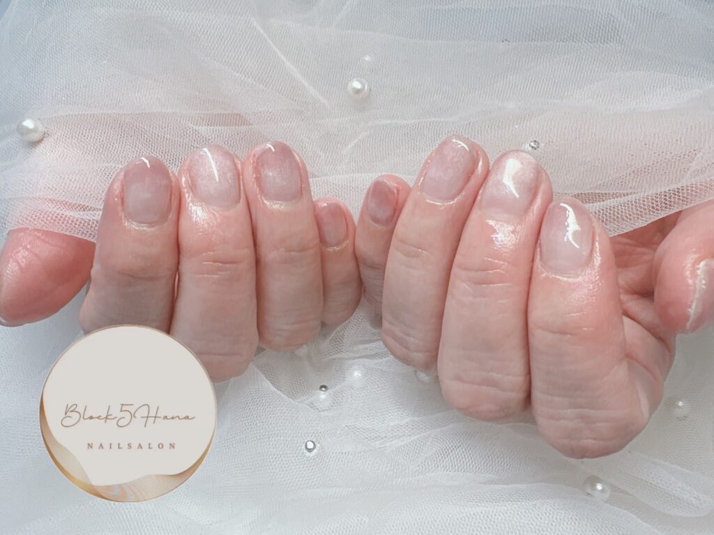 Nail No.3256【ほんのりカラーのマグネットネイル】