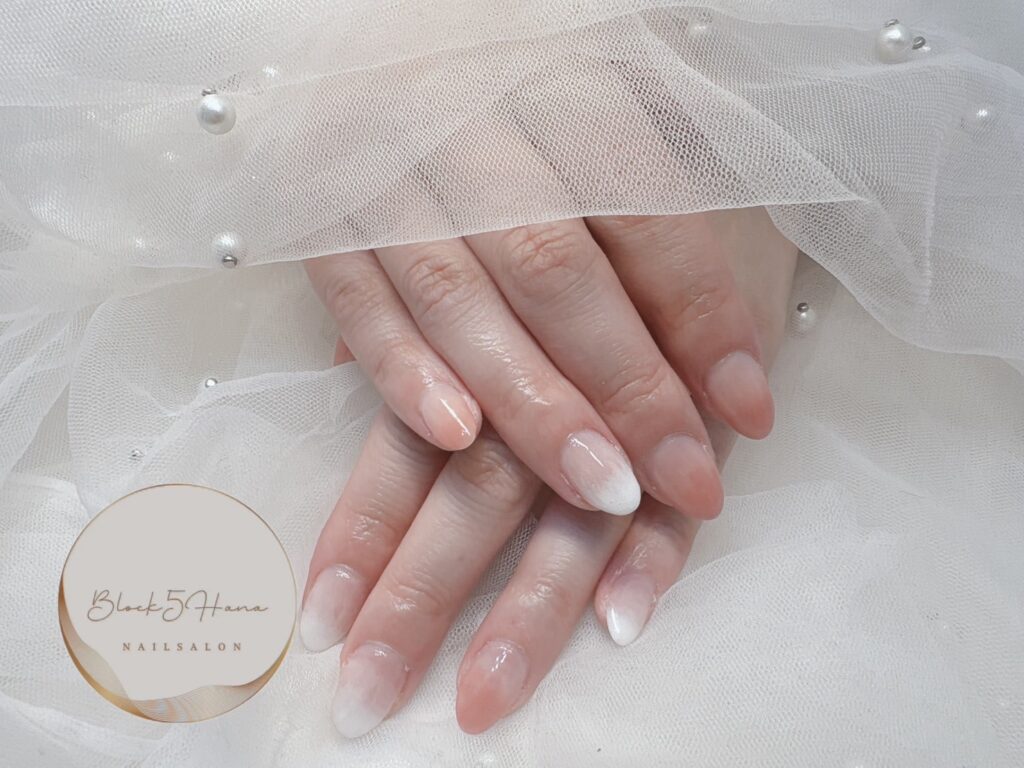 Nail No.3325【スキンカラーと美爪カラグラ】