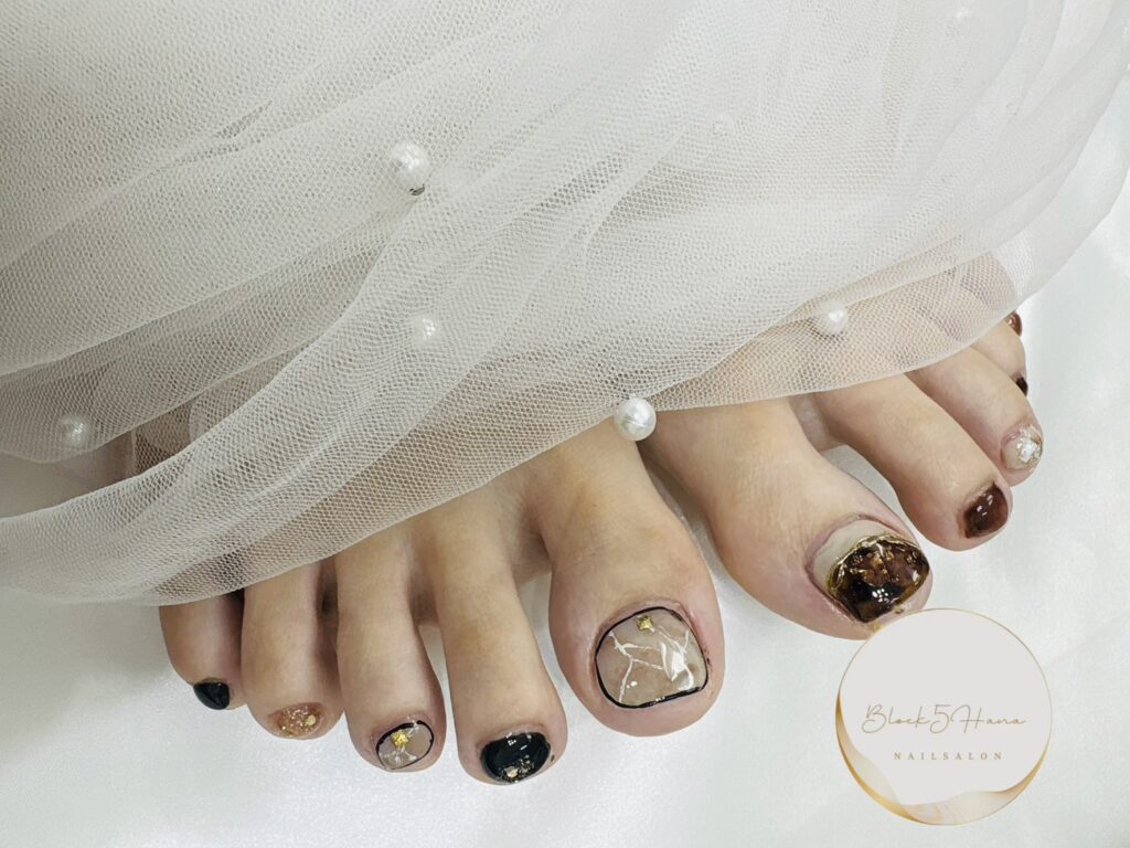 Nail No.3337【晩夏から秋への移り変わりべっ甲フットネイル】