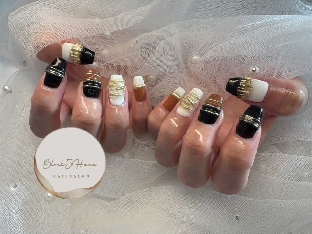 Nail No.3343【深みカラーと相性抜群のリングネイル】