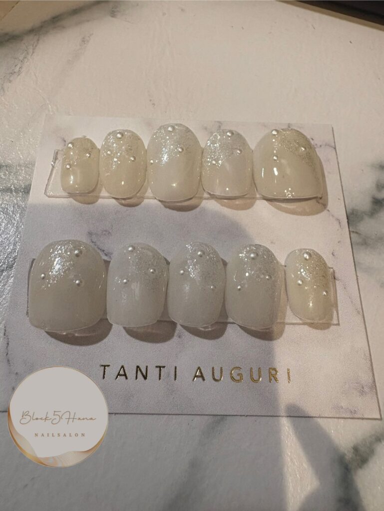 Nail No.3351【優しいパールホワイトのオーダーチップ】