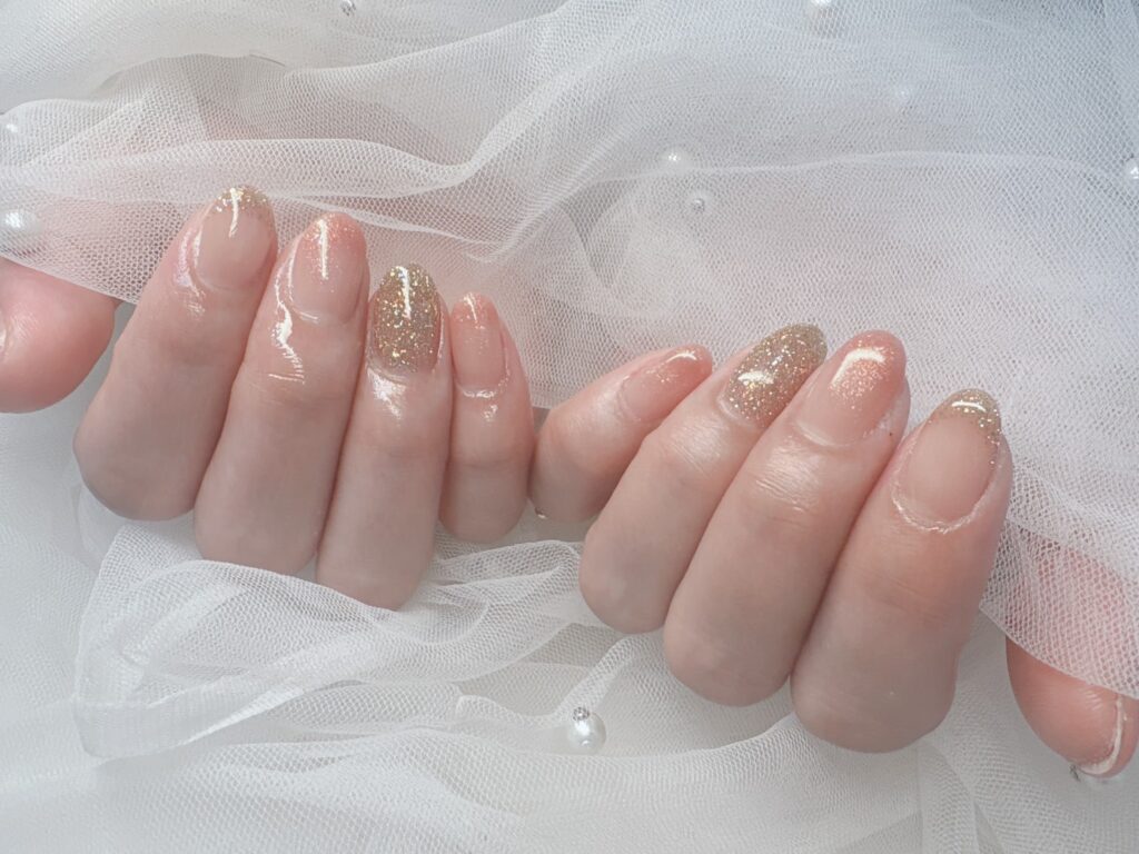 Nail No.3368【ピンク×ゴールドのグラデーションネイル】