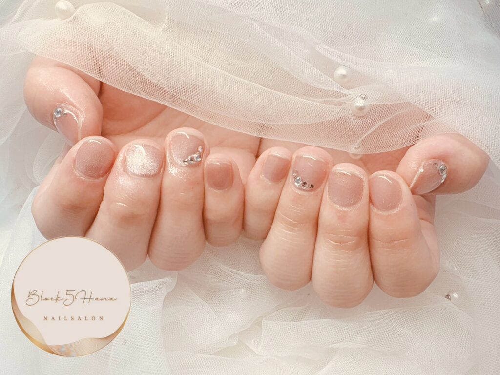 Nail No.3376【ヌーディカラー透明感マグネット】