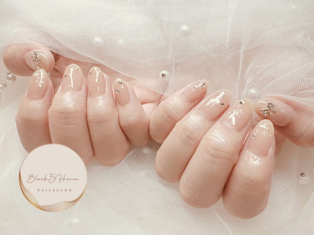 Nail No.3429【シンプルなワンポイントネイル】