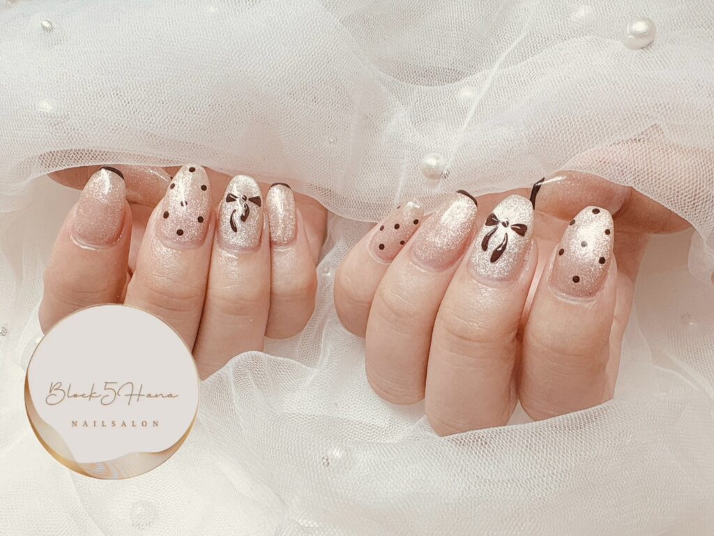Nail No.3449【リボンとドットのマグネットネイル】