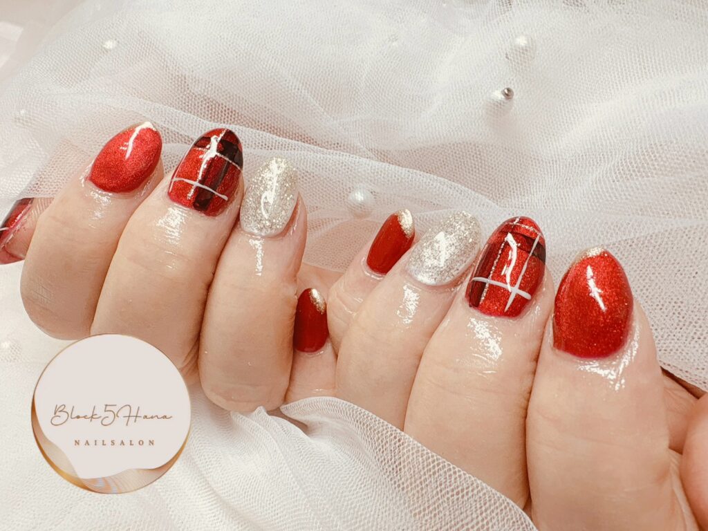 Nail No.3479【赤いチェックのクリスマスネイル】
