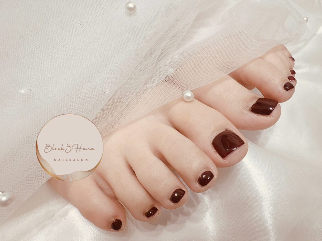 Nail No.3484【シンプルなフットネイル】