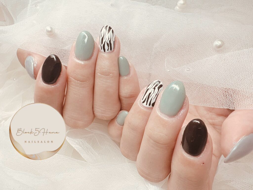 Nail No.3488【ゼブラ柄ネイル】