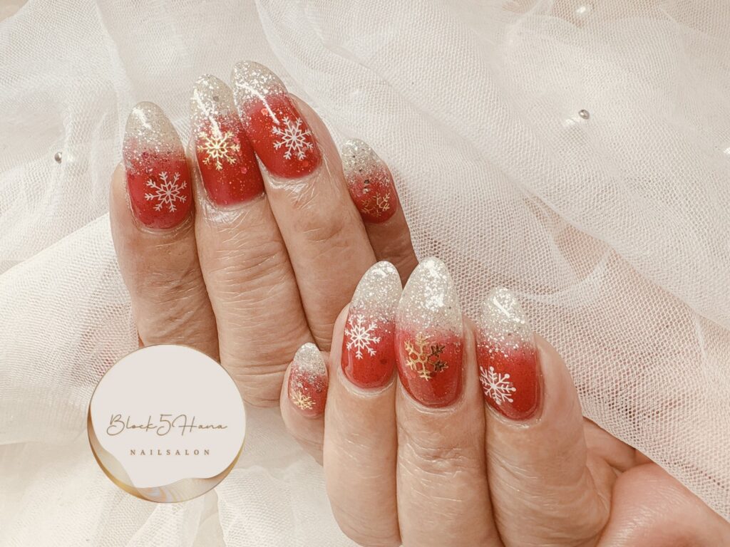 Nail No.3542【赤と白のクリスマスネイル】