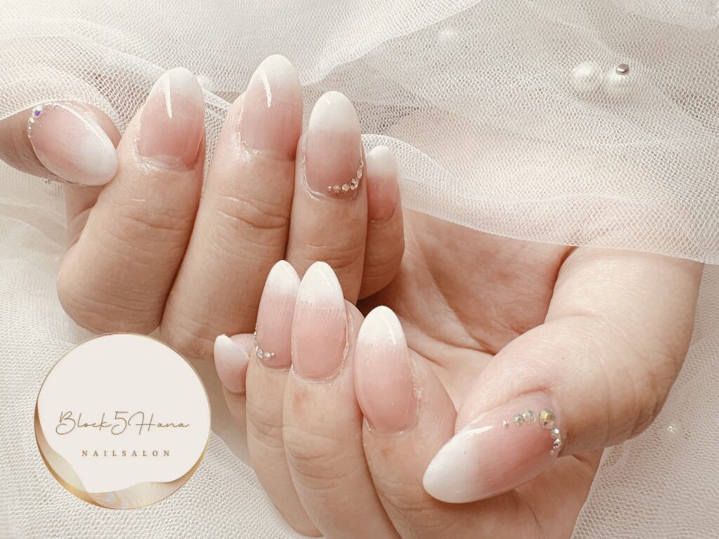 Nail No.3567【上品なストーンとベイビーブーマ】