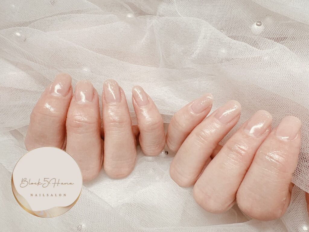 Nail No.3642【ナチュラルな艶ネイル】