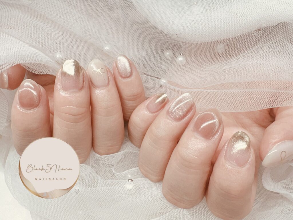 Nail No.3692【光で立体感を マグネットネイル】