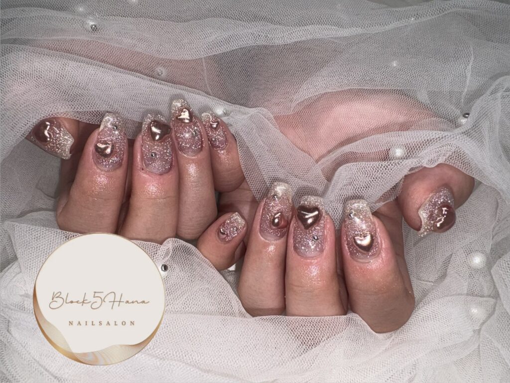 Nail No.3739【ハートパーツとフラッシュネイル-フラッシュON】