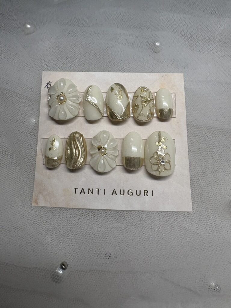 Nail No.3775【春らしいグリーンのオーダーチップ】