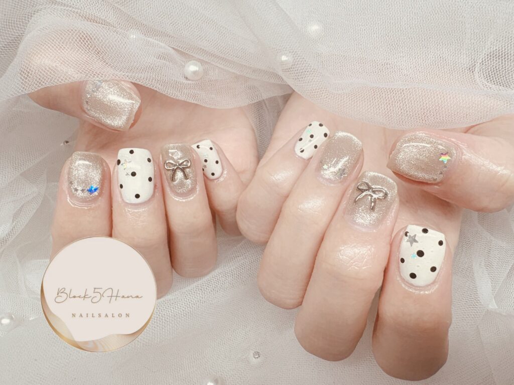 Nail No.3780【ドットとマグネットのキュートなネイル】