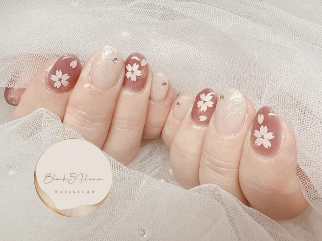 Nail No.3830【絶妙なくすみカラーの桜ネイル】
