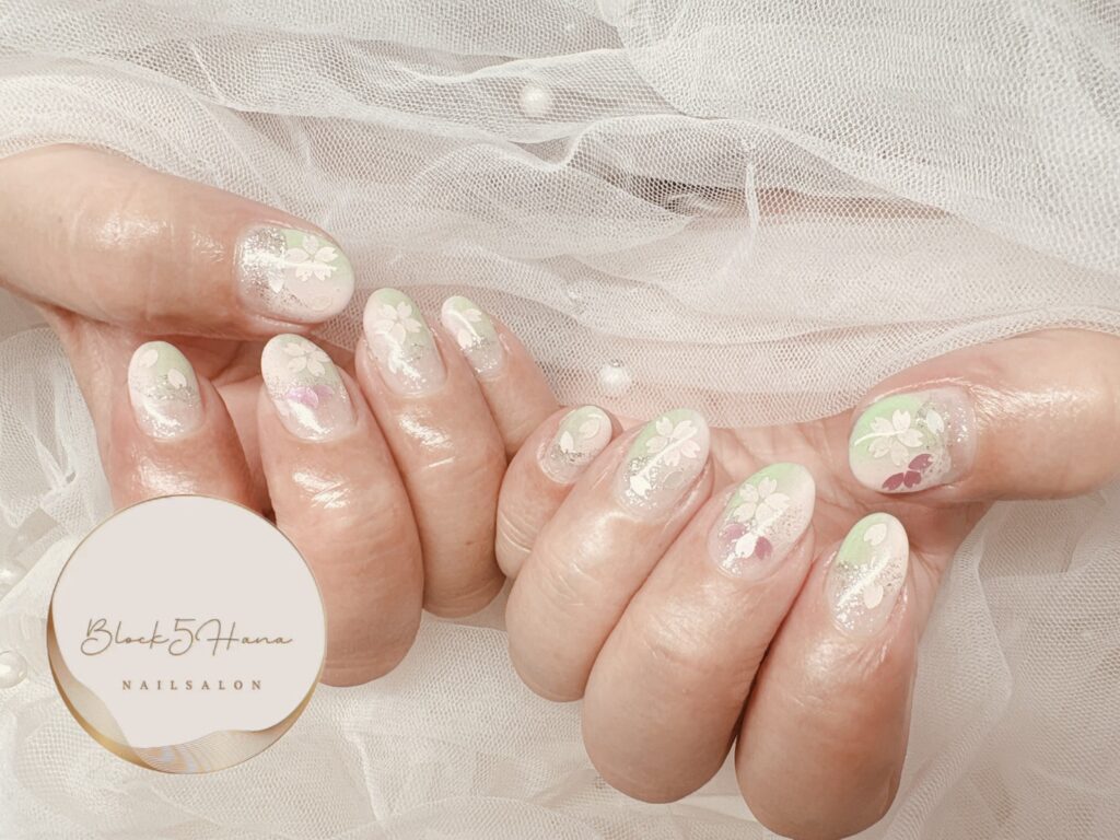 Nail No.3831【ベージュ×グリーンの和風桜ネイル】