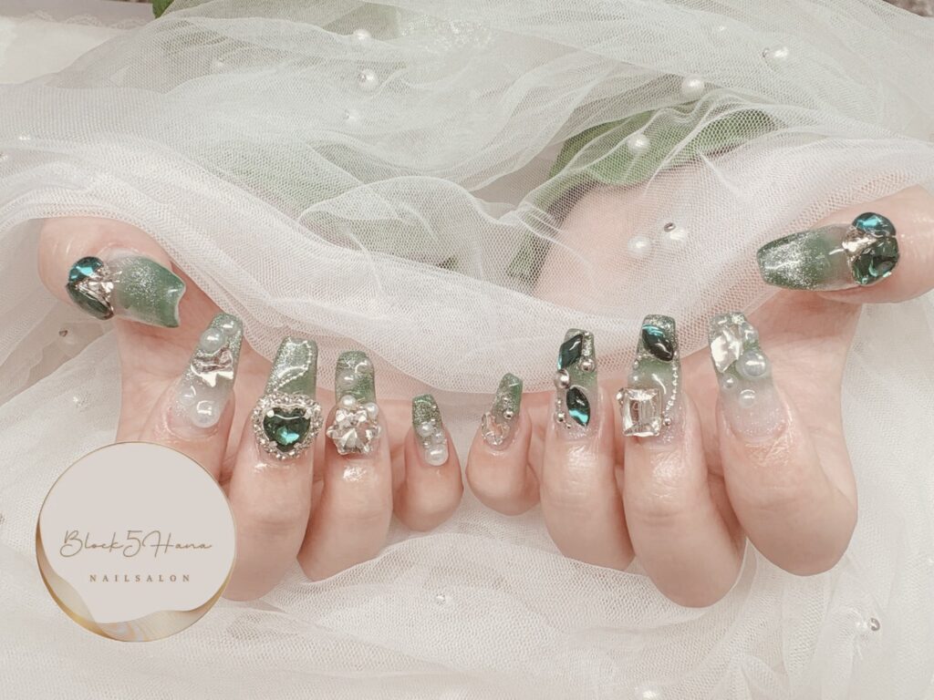 Nail No.3876【パーツとの相性◎ グラデーションネイル】