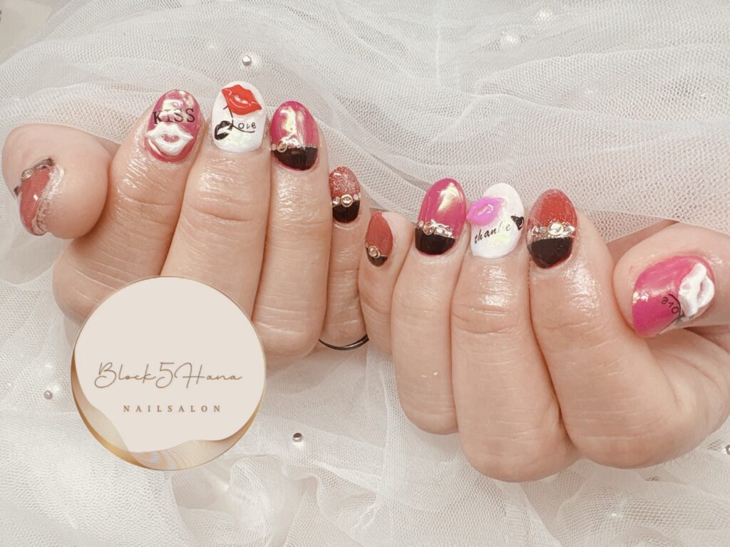 Nail No.3993【キャッチーなリップネイル】