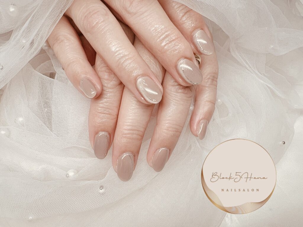 Nail No.3997【上品ベージュマグネット】