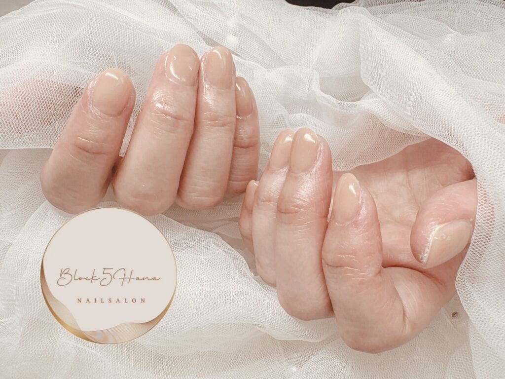 Nail No.4018【シンプルなヌーディカラー】