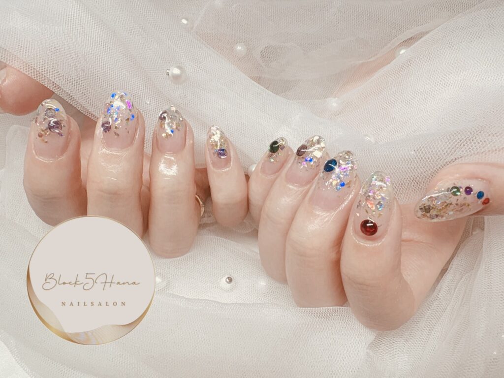 Nail No.4030【華やか多色ホロの推しネイル】
