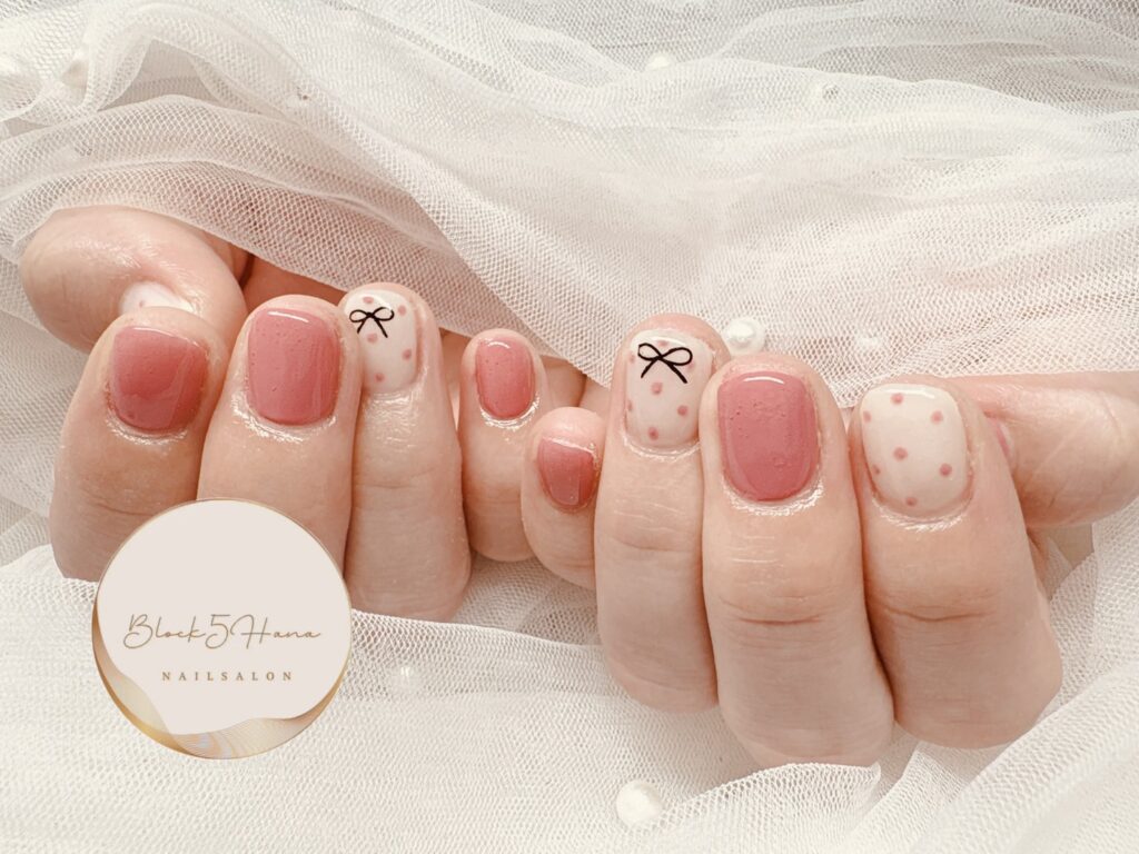 Nail No.4061【キュートなピンクのドット】