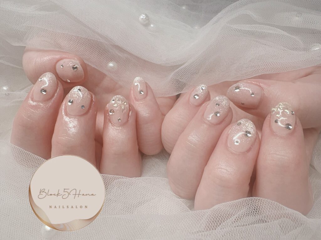 Nail No.4086【上品カラーのマグネットグラデーション】